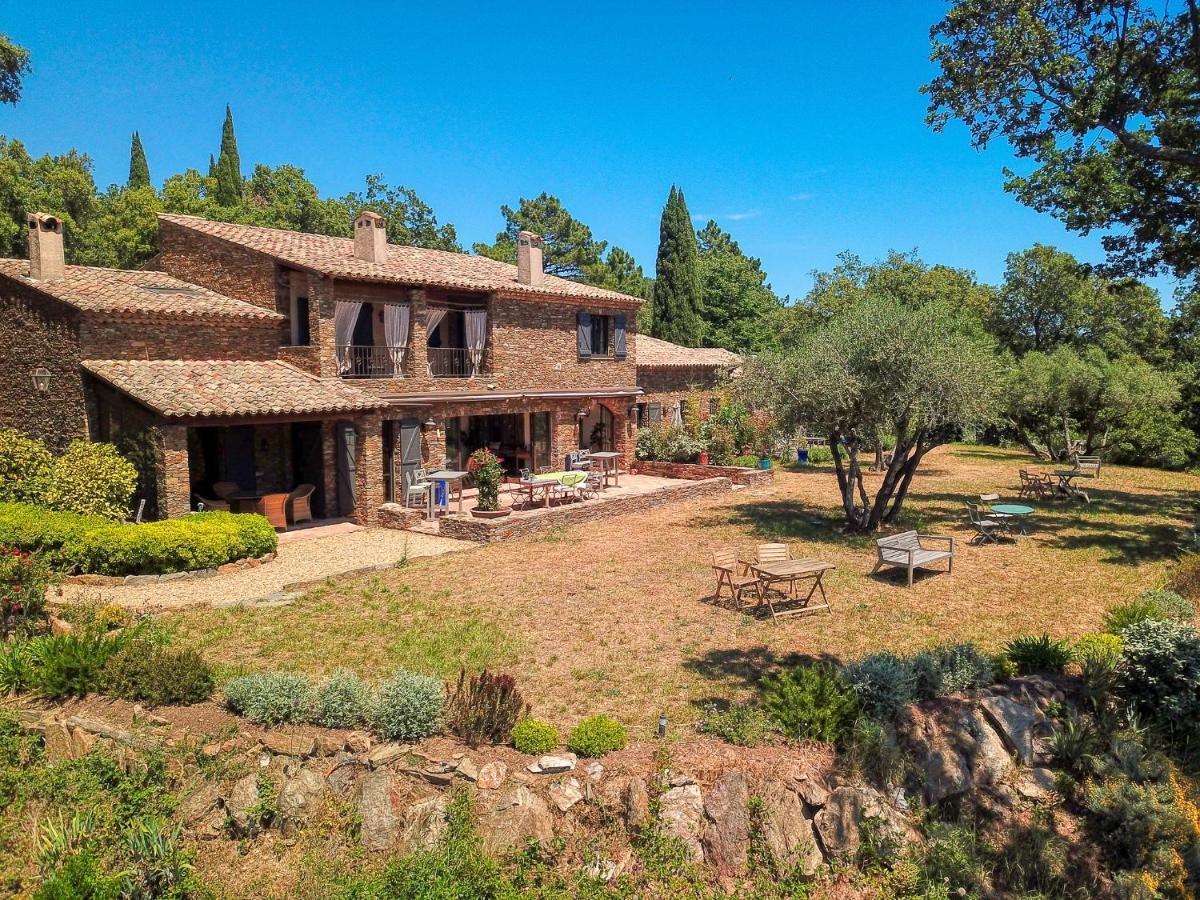 Domaine Des Chenes De La Galline La Garde-Freinet Esterno foto